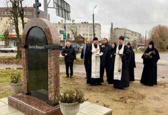 Панихида по расстрелянным в Олонце в 1918 г. свирским монахам